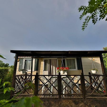 Mobile Home Grbe ニン エクステリア 写真