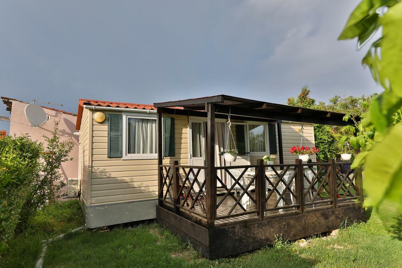 Mobile Home Grbe ニン エクステリア 写真