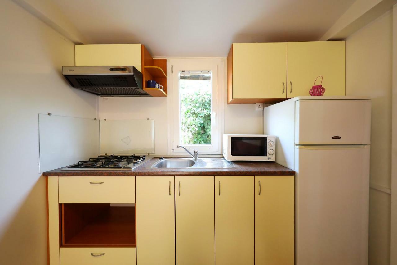 Mobile Home Grbe ニン エクステリア 写真