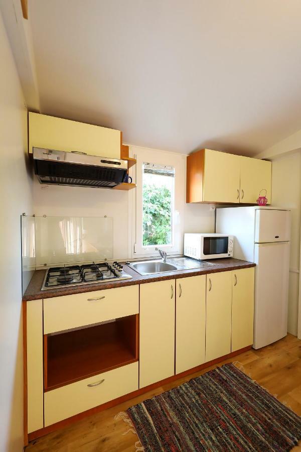 Mobile Home Grbe ニン エクステリア 写真